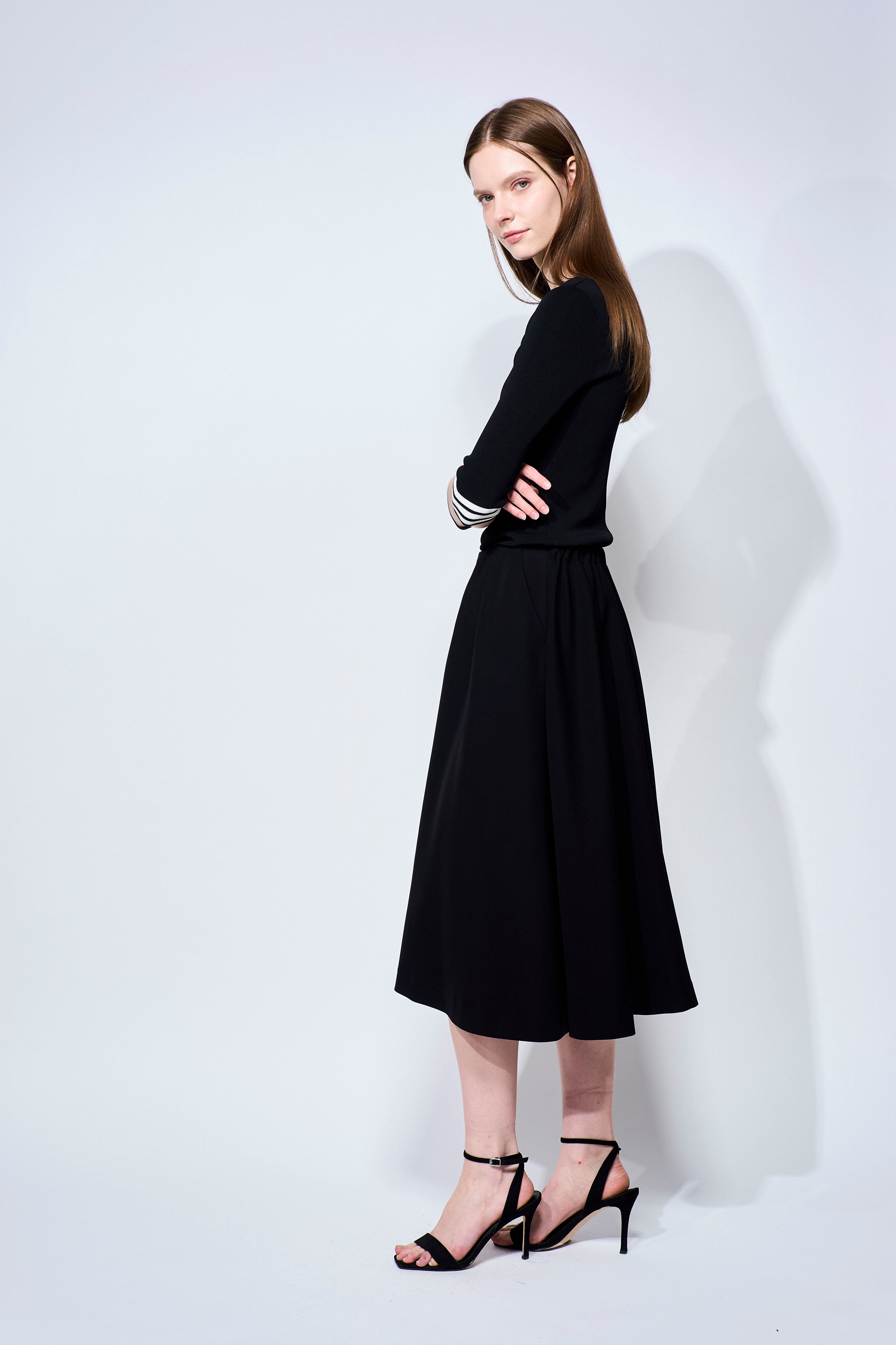TWILL TUCK SKIRT