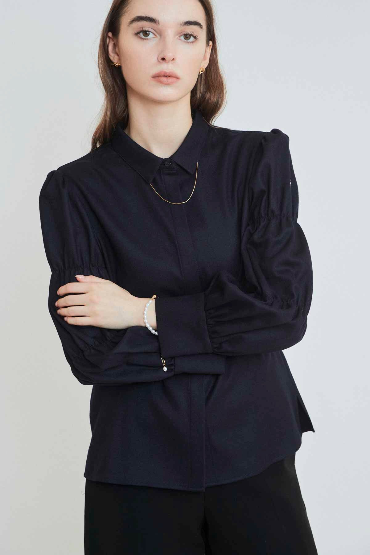 TIERED SLEEVES WOOL BLOUSE