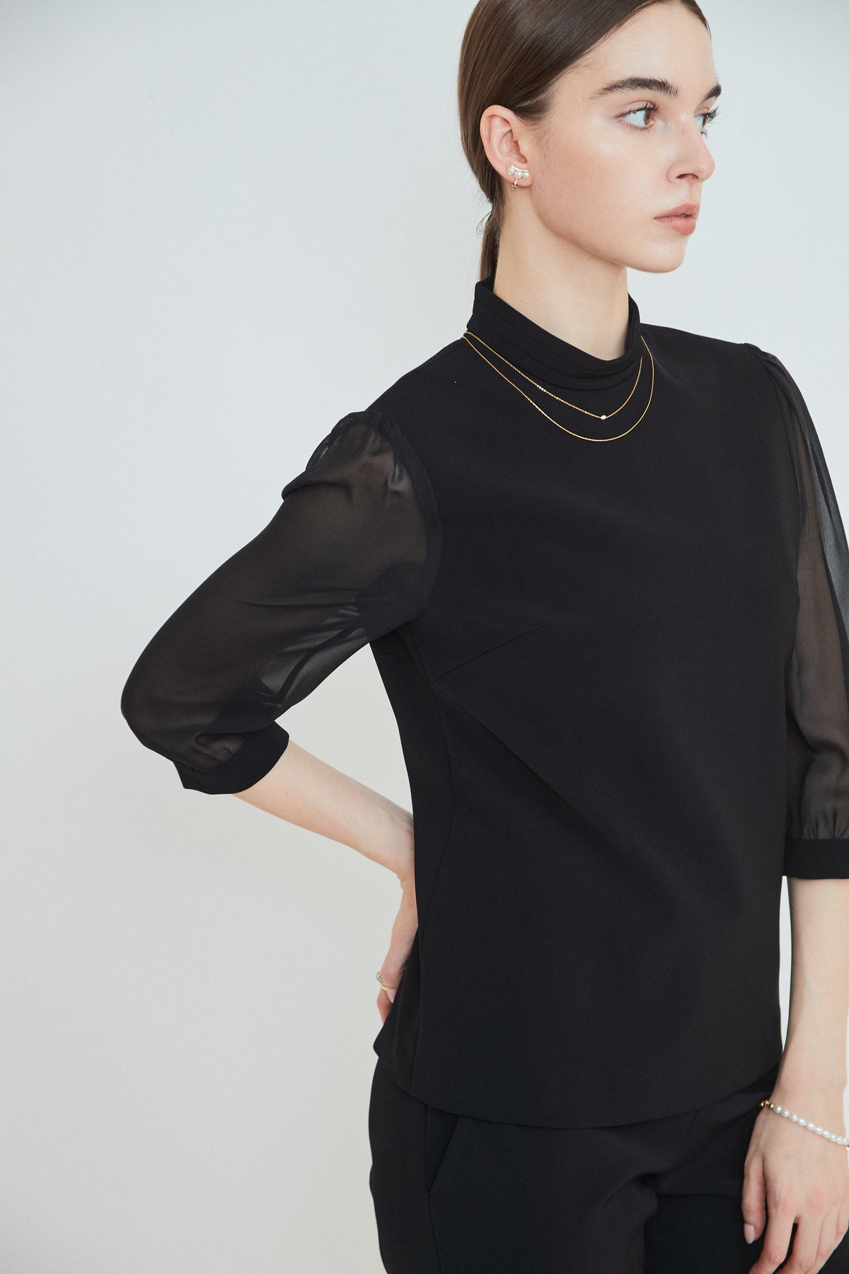 BLOUSE NOIR
