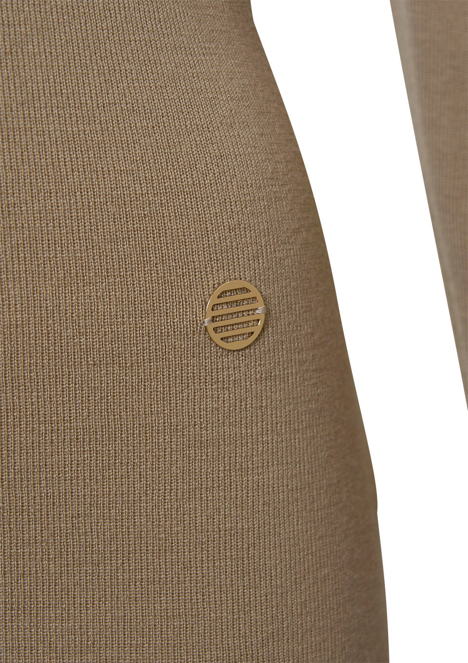 BACK OPEN KNIT