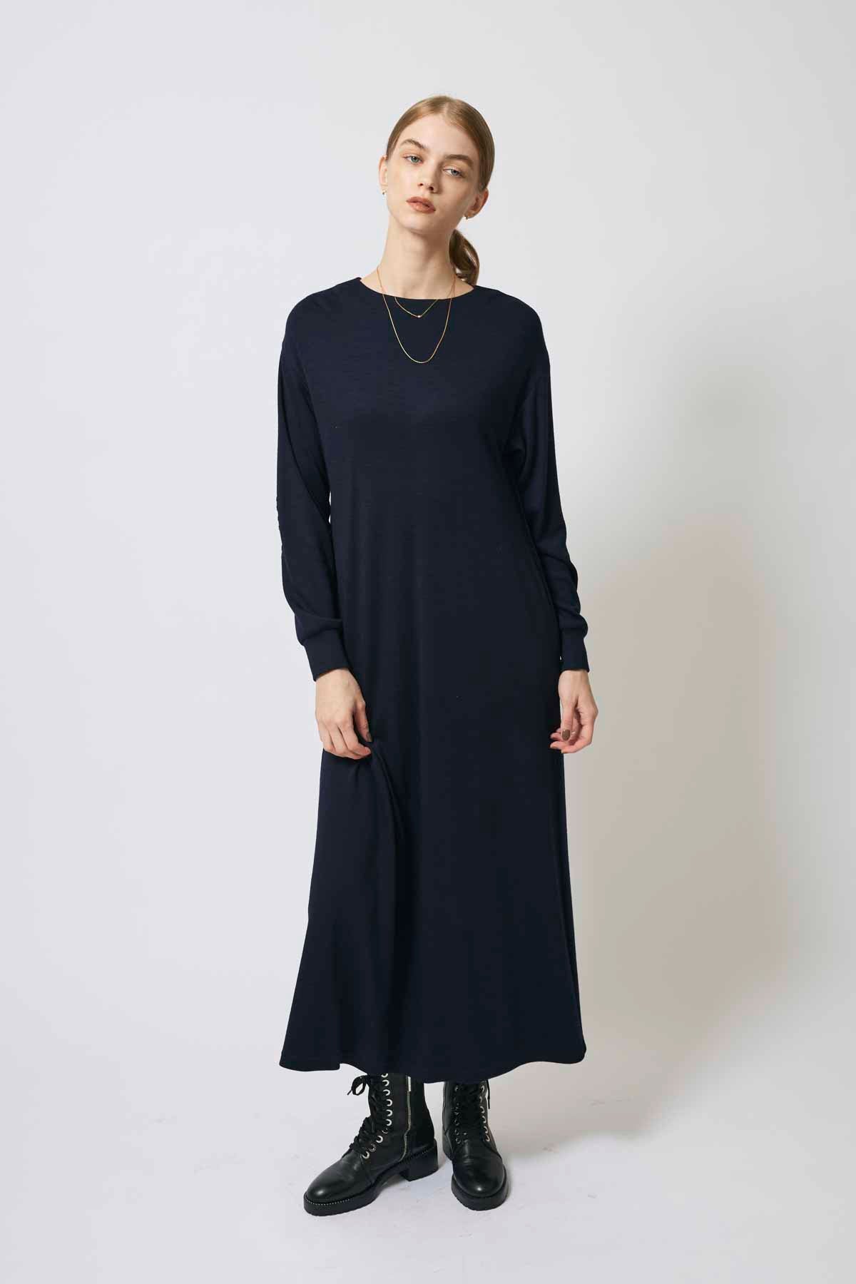 WEEKEND RELAXED DRESS
