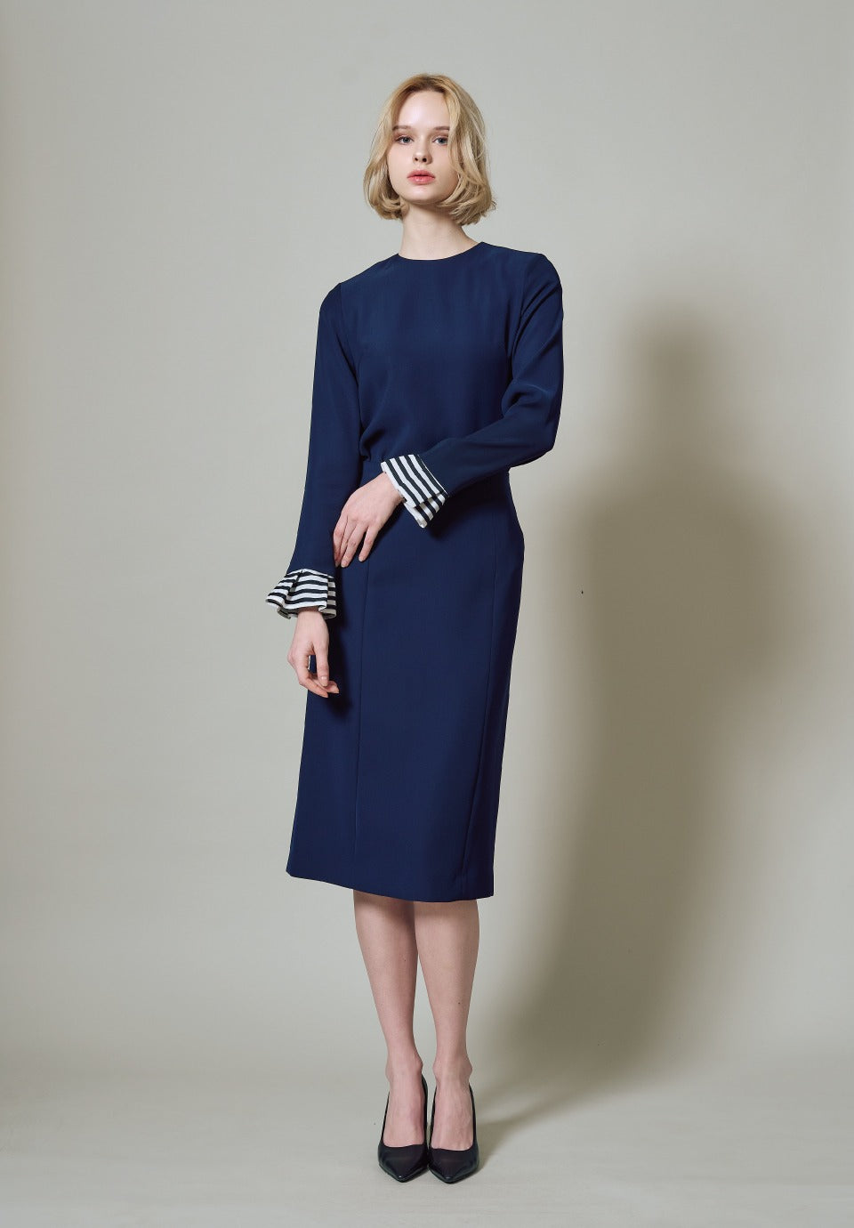 BORDER CUFF BLOUSE