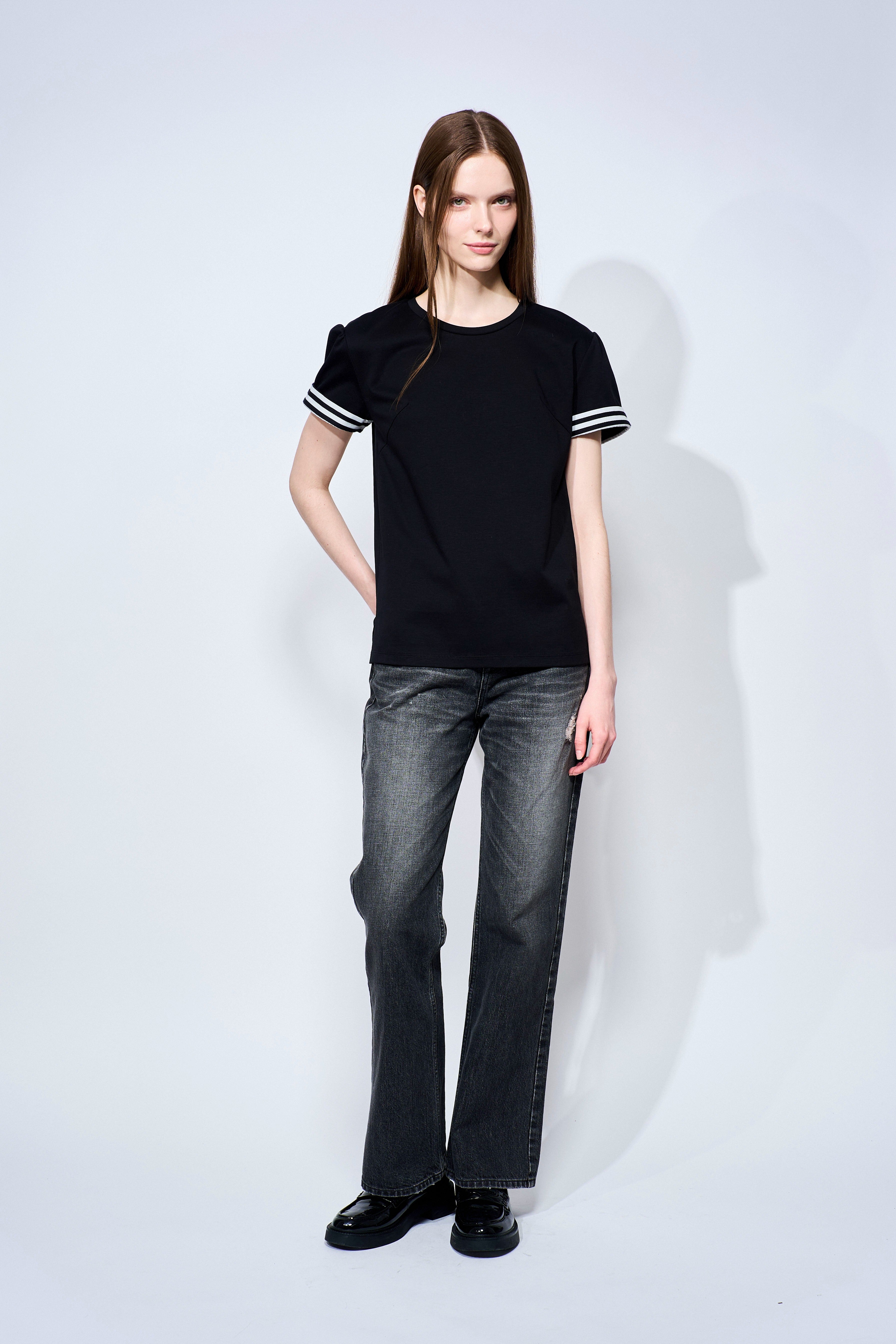BORDER CUFF TEE