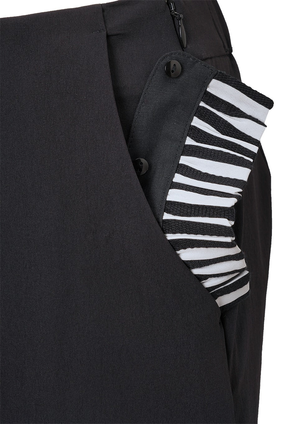 SIDE FRILL STRETCH PANTS