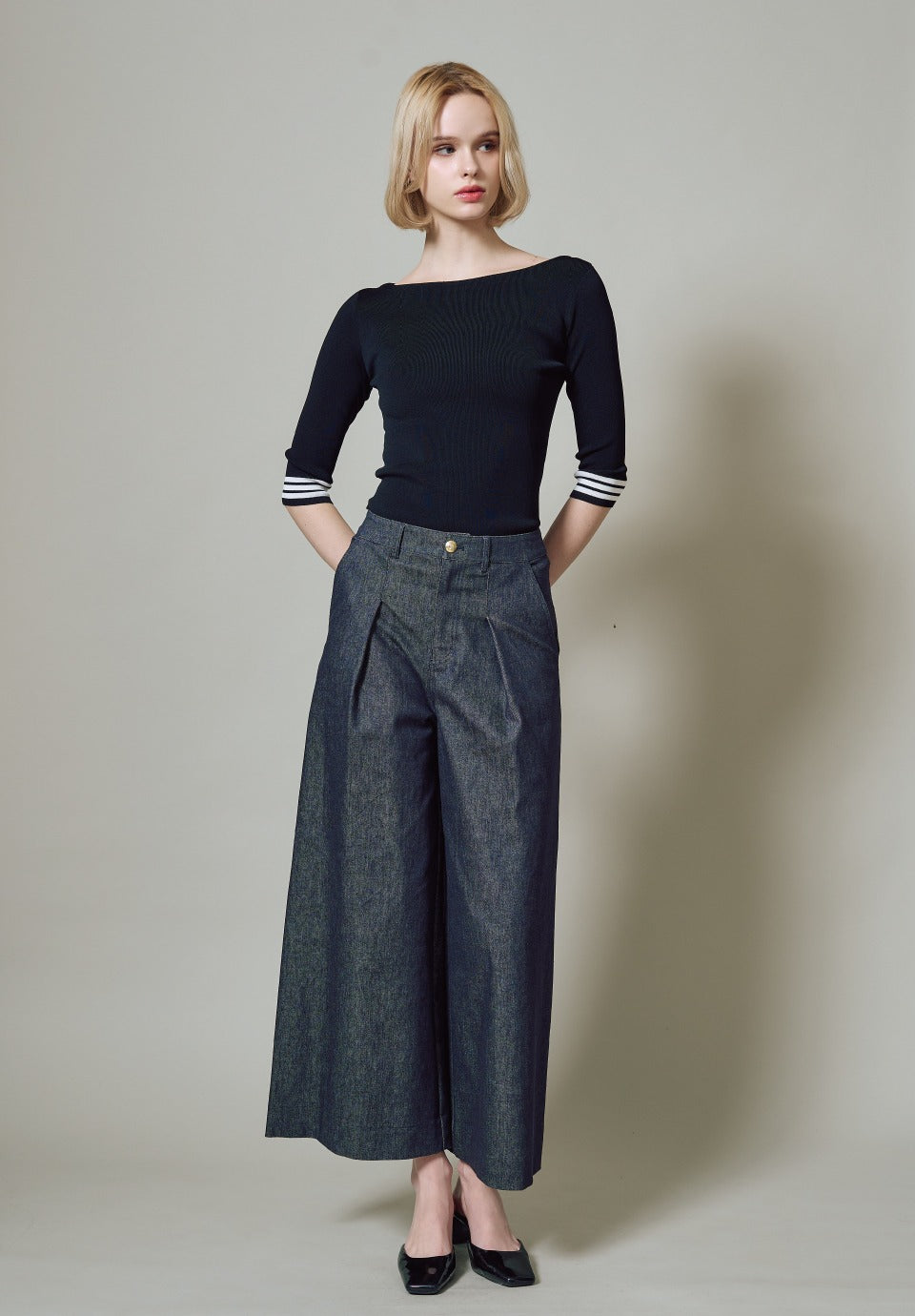DENIM TUCK PANTS