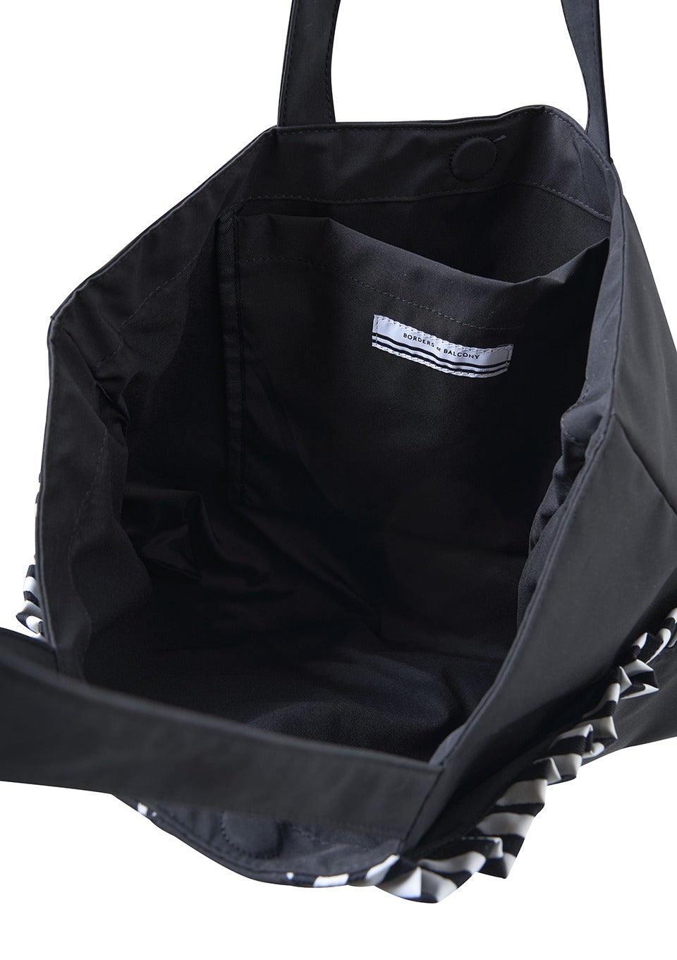 BORDER POCKET TOTE