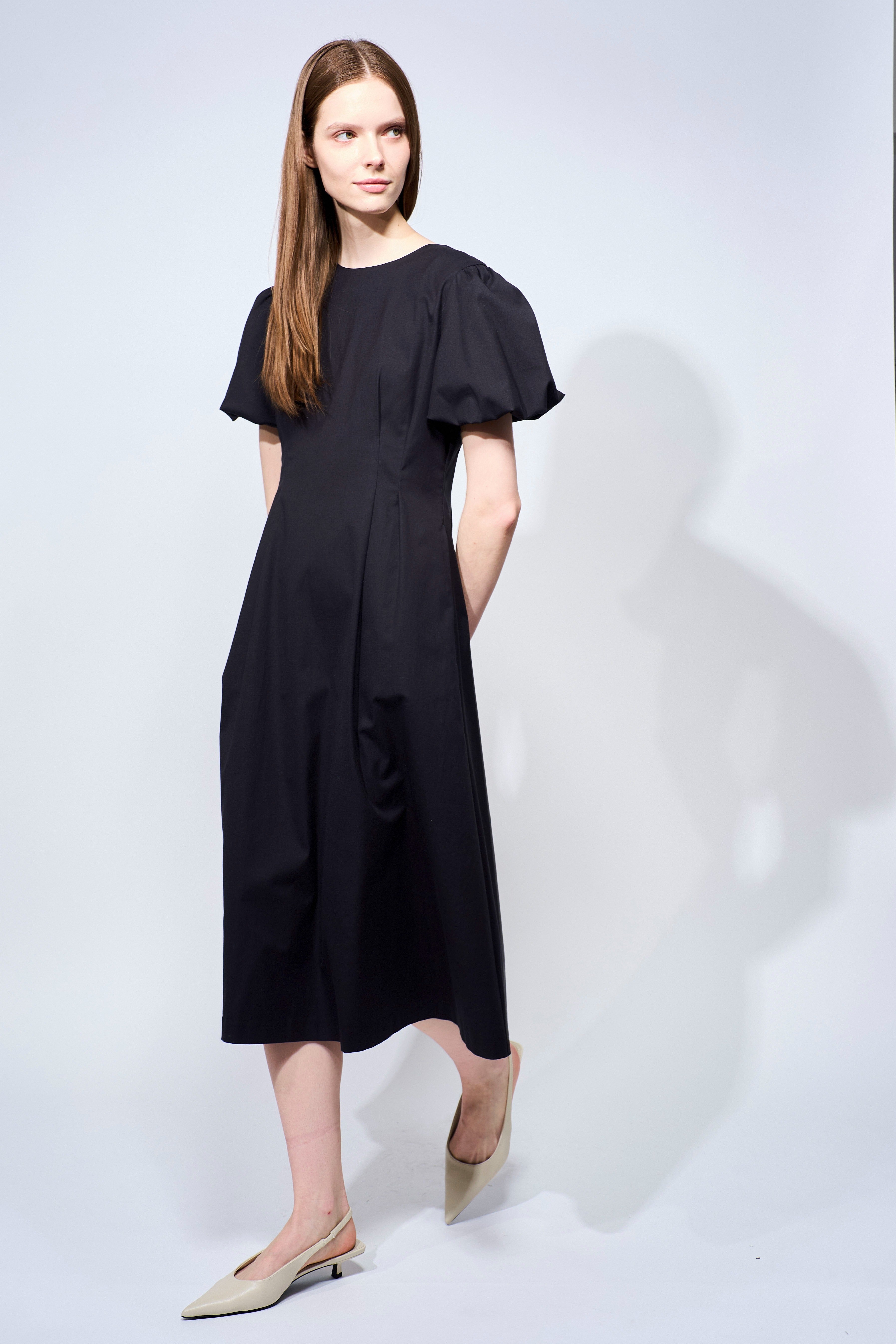 BACK BORDER DRESS