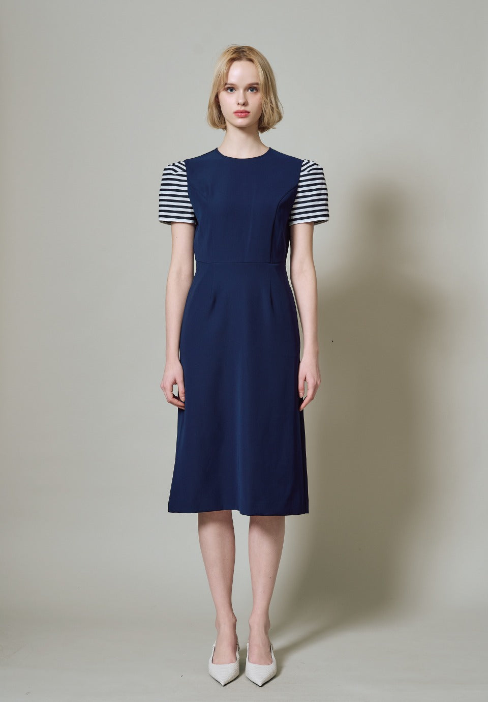 BORDER SLEEVES DRESS