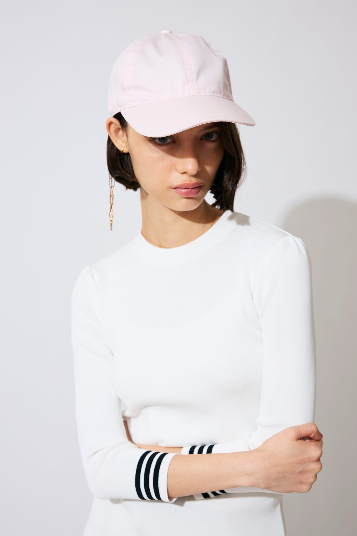 BORDER CHAIN CAP