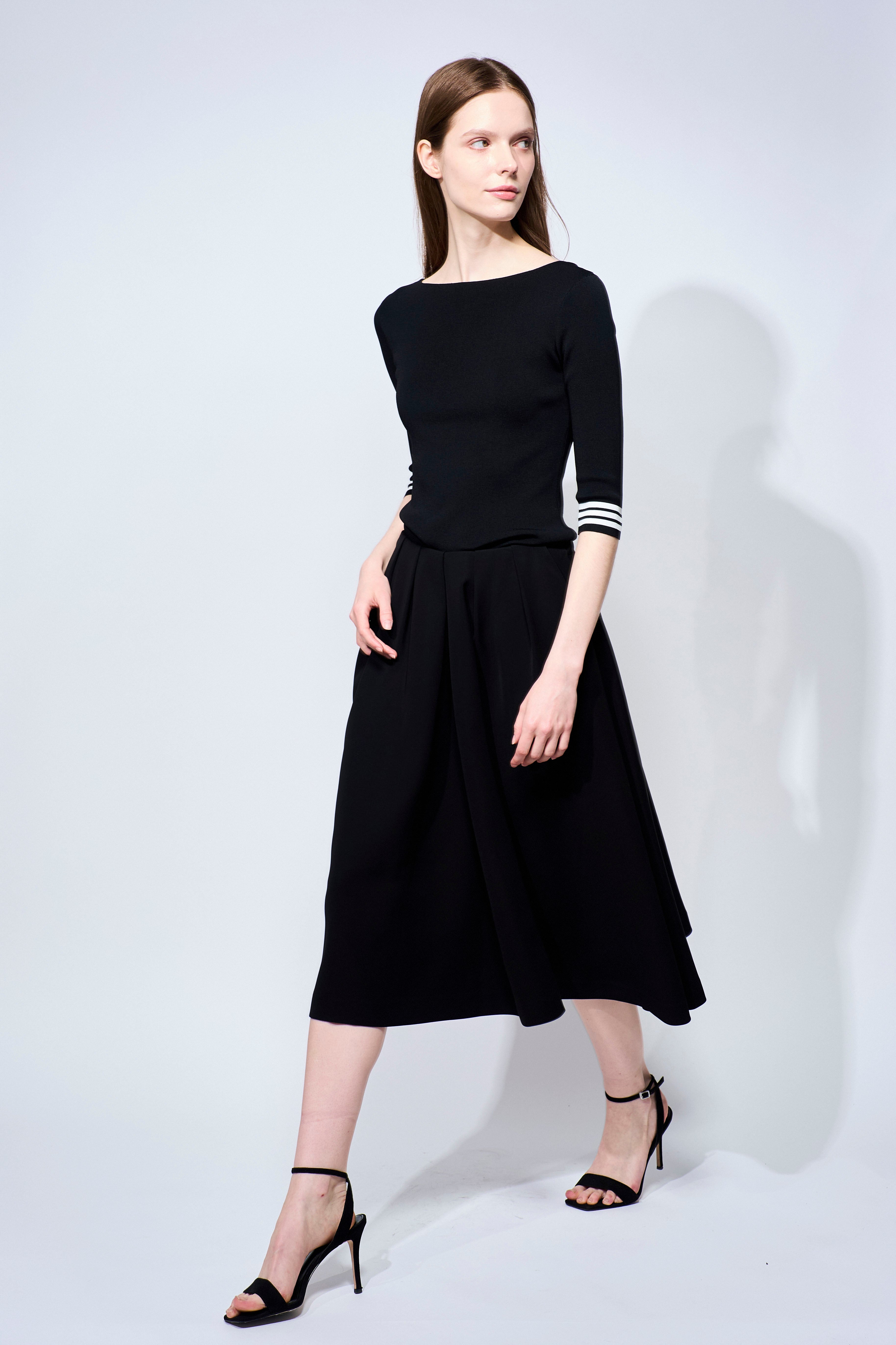 TWILL TUCK SKIRT