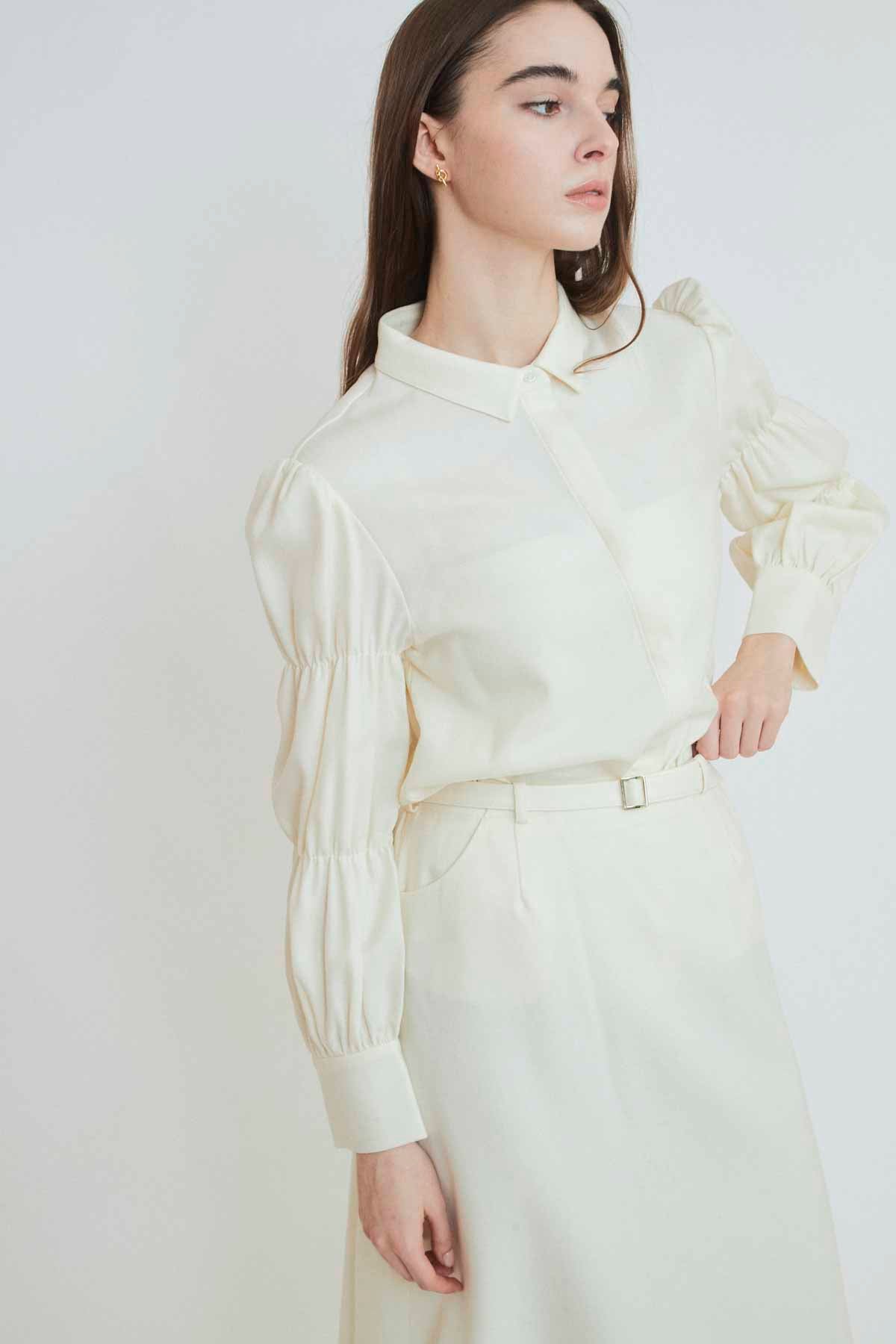 TIERED SLEEVES WOOL BLOUSE