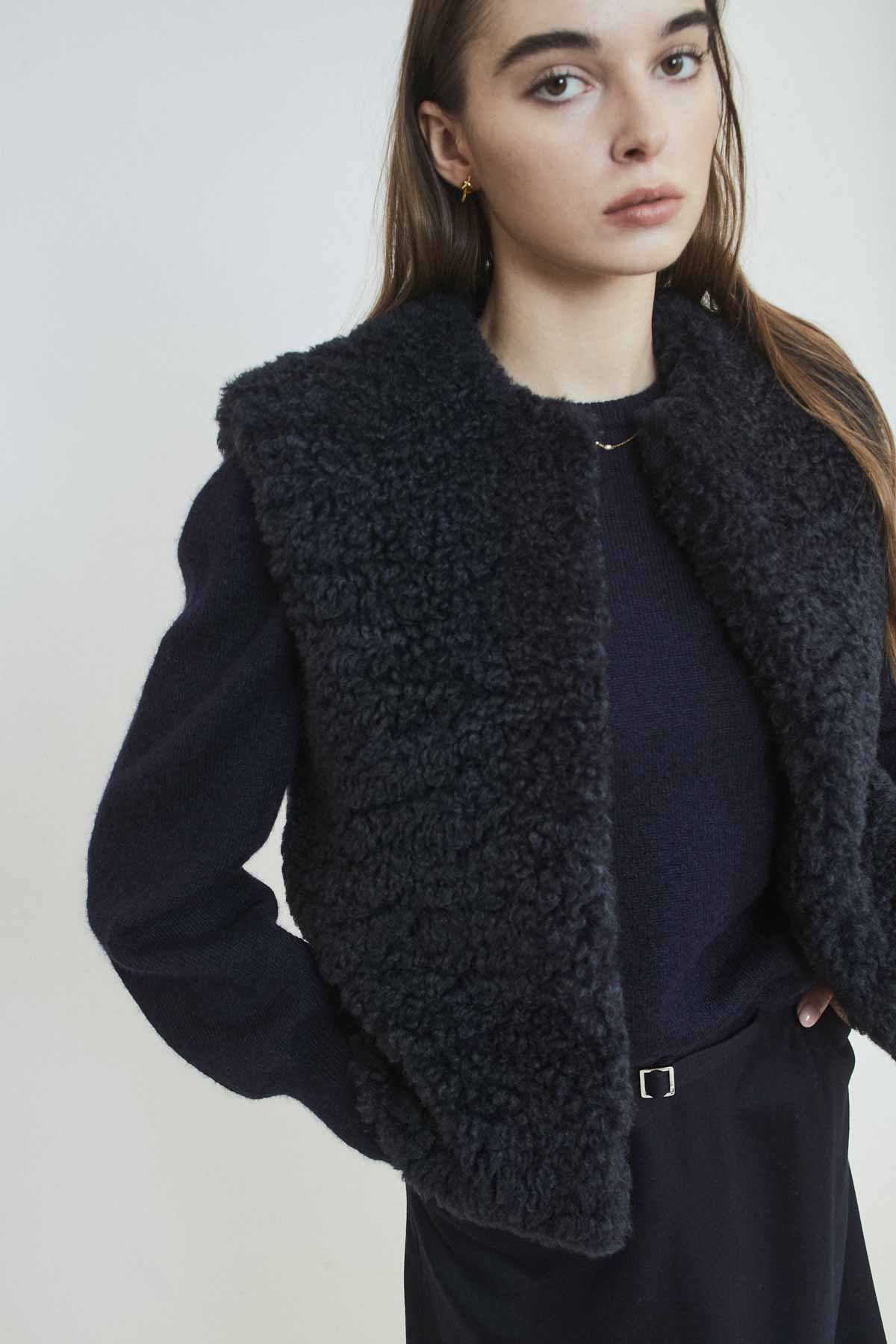 CURLY FUR GILET