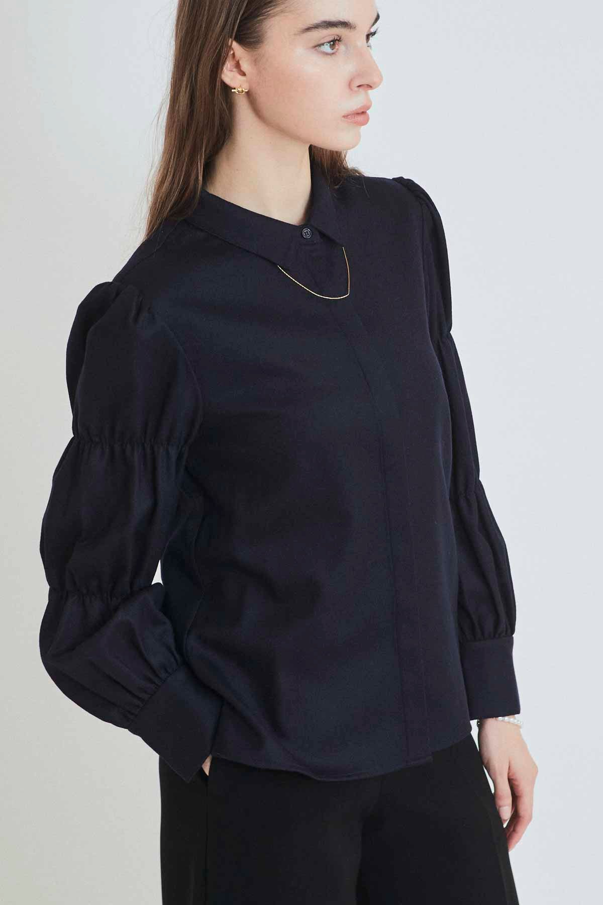 TIERED SLEEVES WOOL BLOUSE