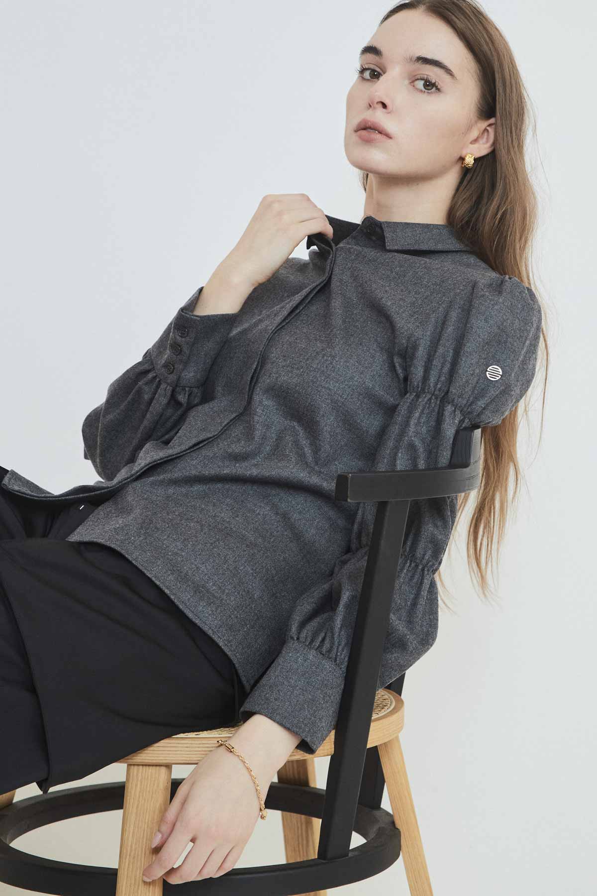 TIERED SLEEVES WOOL BLOUSE