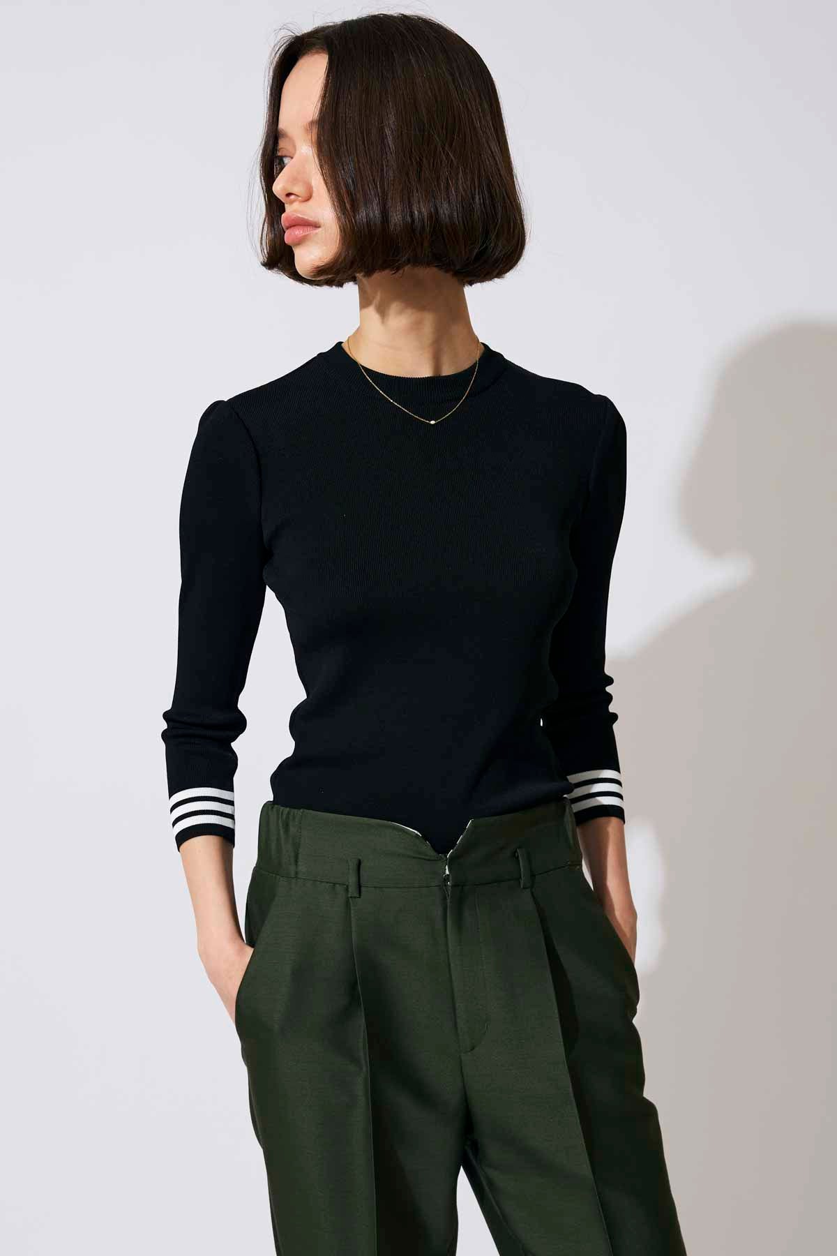 RAYON KNIT TOP