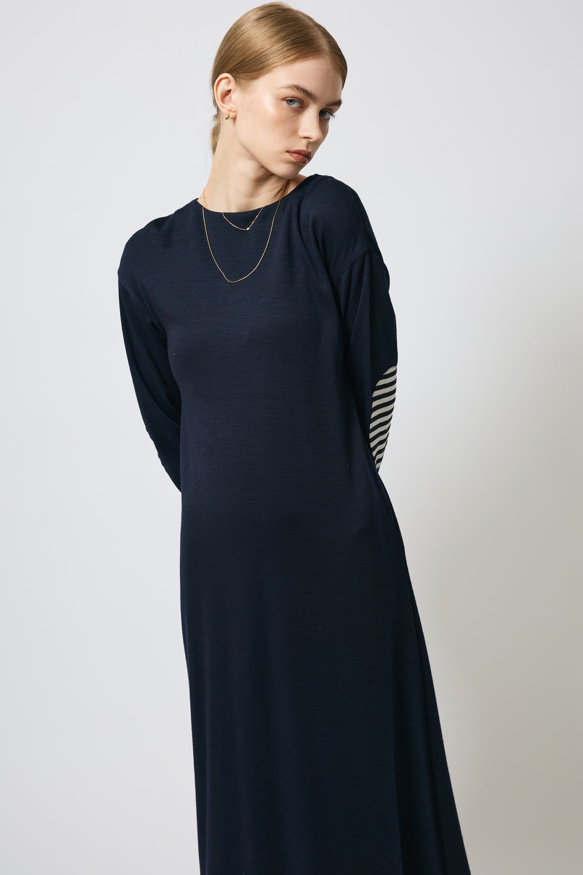 WEEKEND RELAXED DRESS