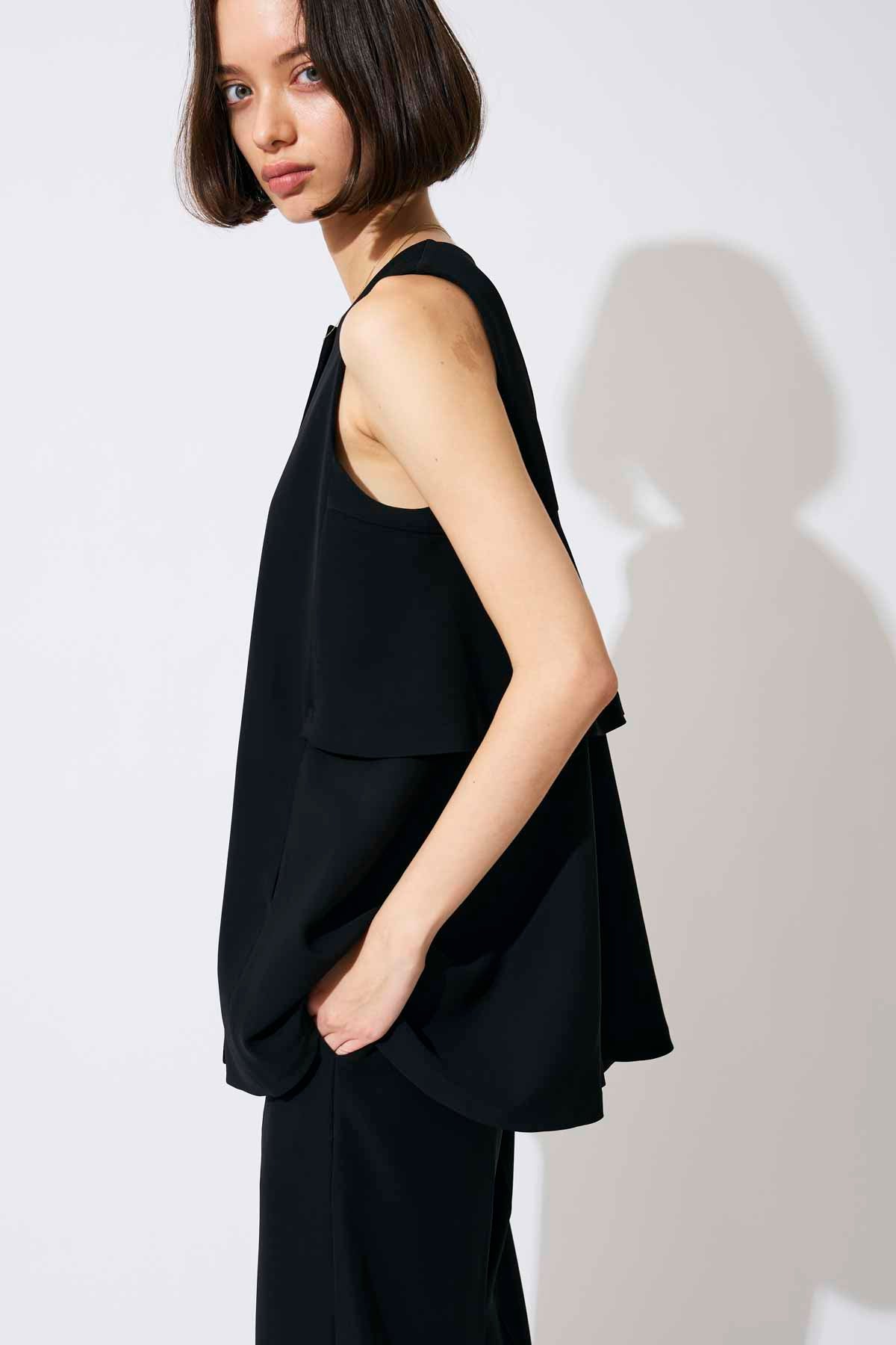 TIERED TWILL GILET