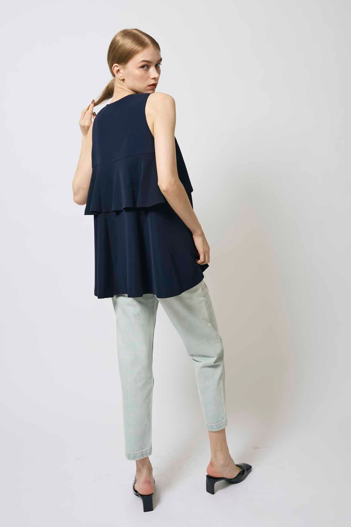 TIERED TWILL GILET