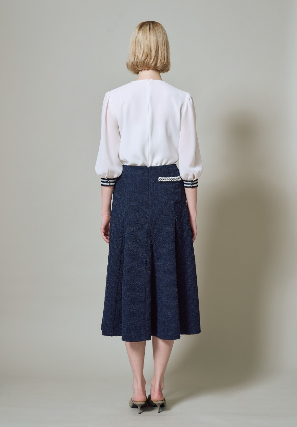 TWEED TUCK SKIRT