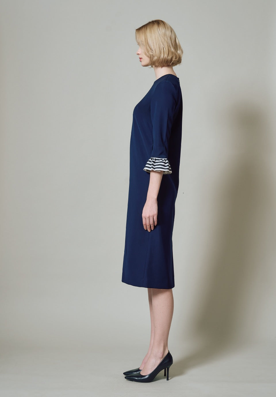 RUFFLE SLEEVES DRESS