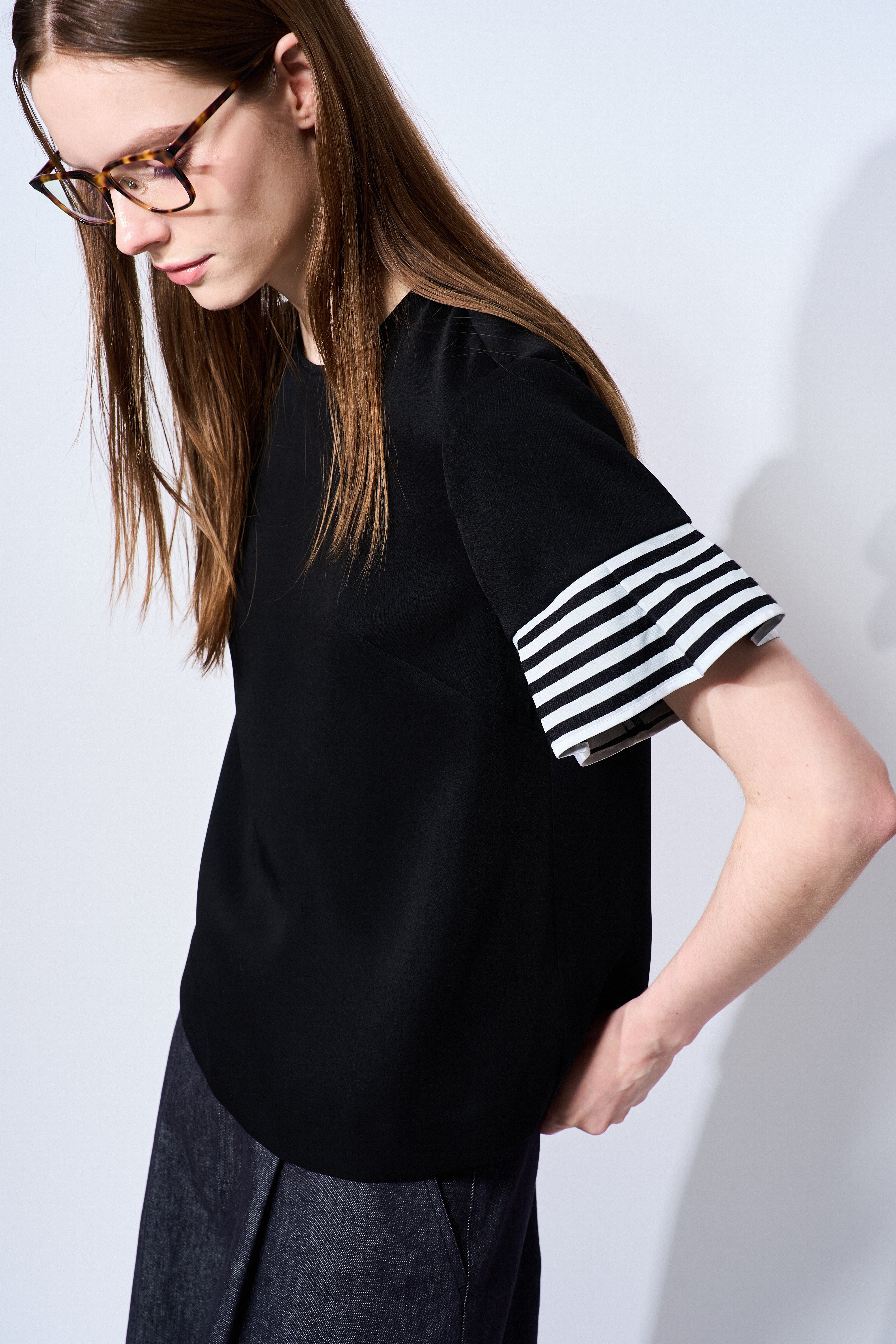 FLARE SLEEVES TWILL BLOUSE