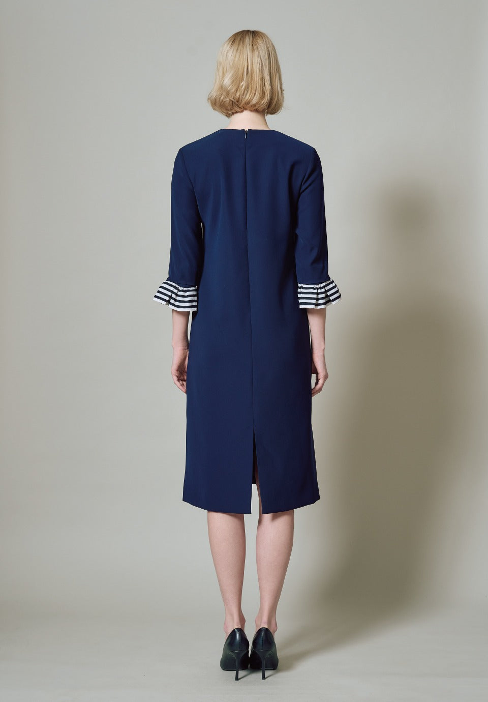 RUFFLE SLEEVES DRESS