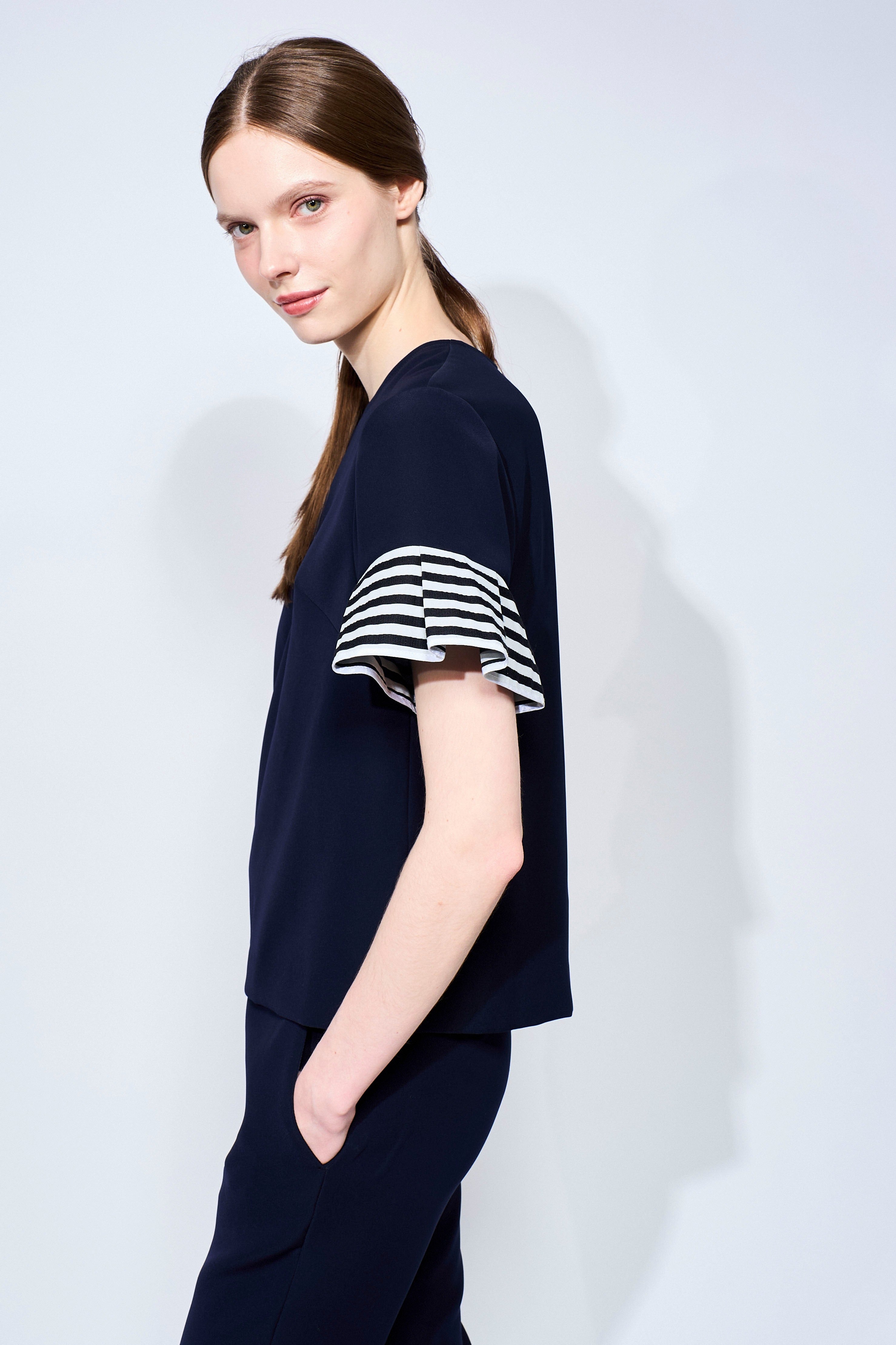 FLARE SLEEVES TWILL BLOUSE
