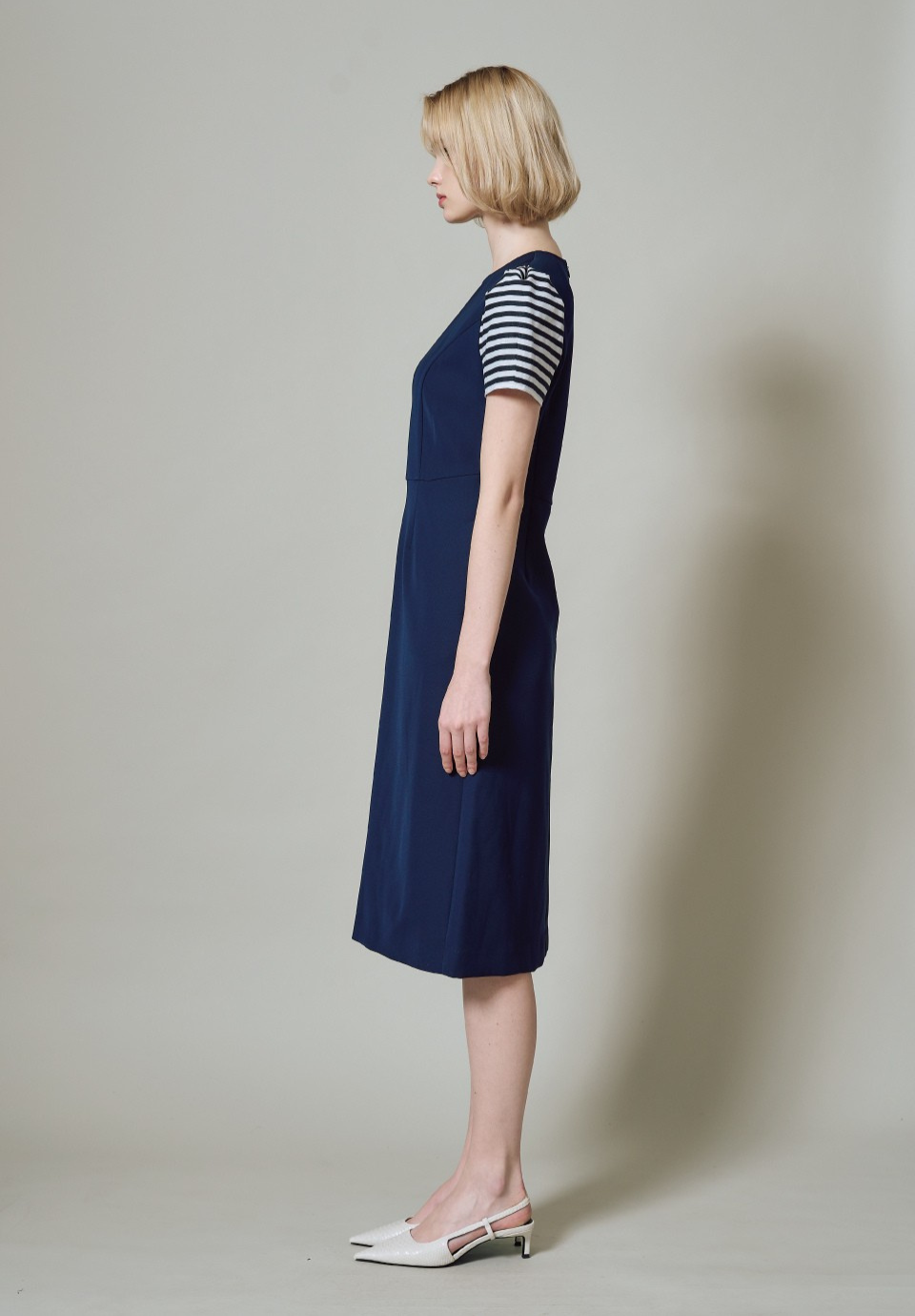 BORDER SLEEVES DRESS